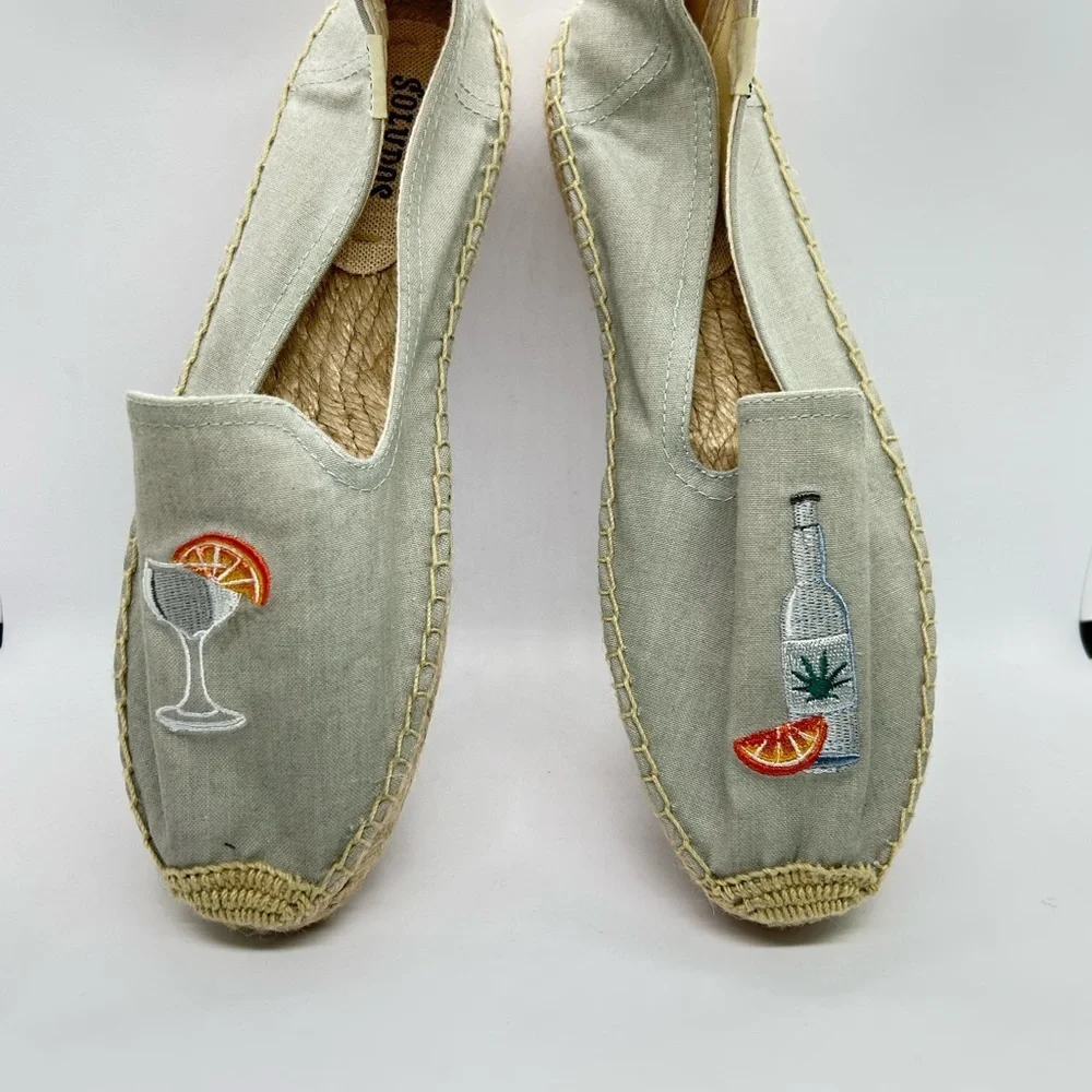 Soludos Gray Espadrilles with Embroidered Cocktail Design Size 8.5